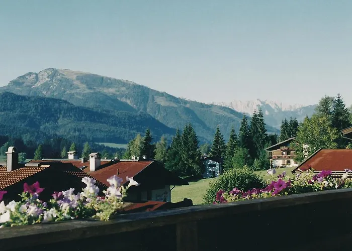Ferienwohnungen Am Hausberg